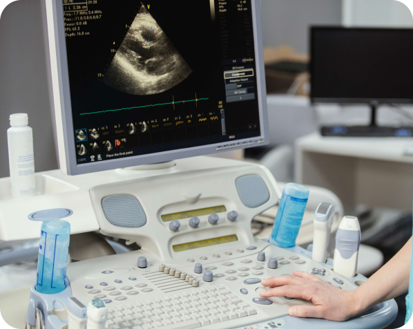 Ultrasound machine in use during in-house diagnostic imaging by Soundwaves Imaging for family physicians in Houston.